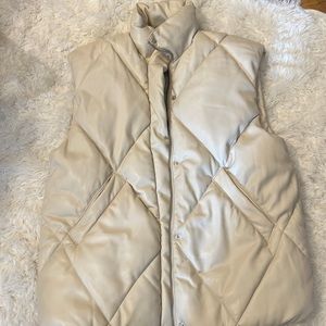 Abercrombie faux leather vest. Oversize. Cream color